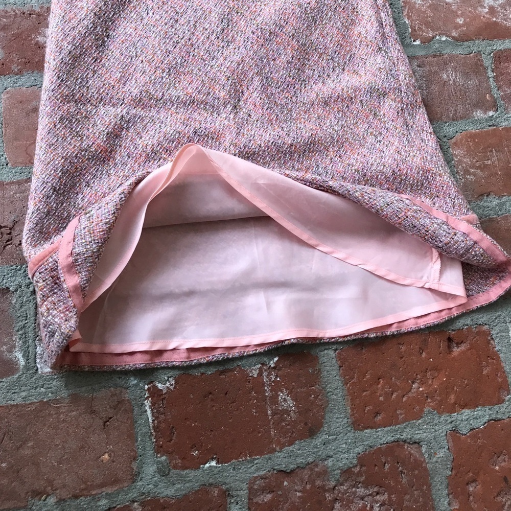 Pink Gap skirt 🌸 - Picture 3 of 8